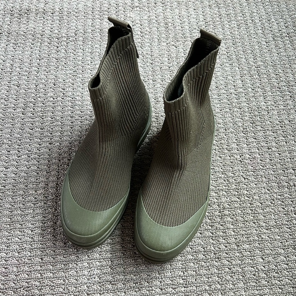 New Everlane Utility Reknit Army Green Sock Boot